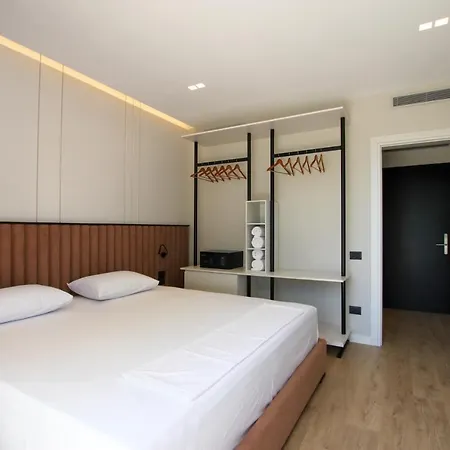 Ξενοδοχείο Meraviglia Boutique 3*